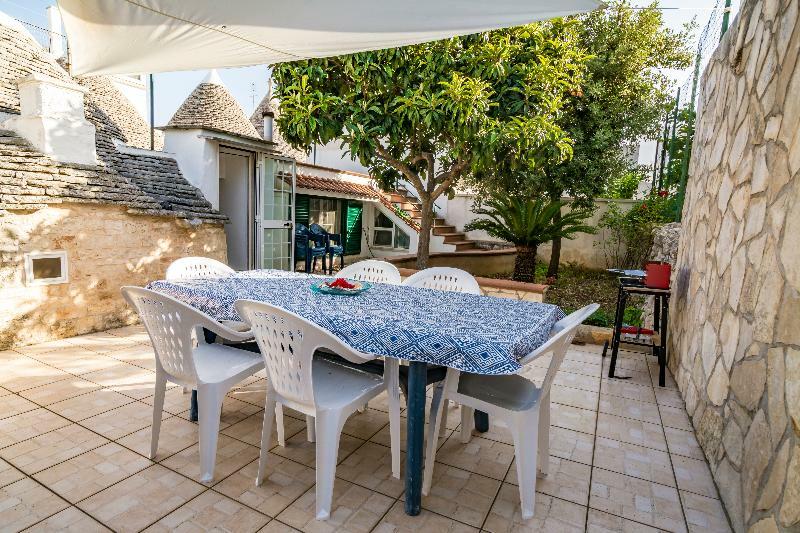I Trulli Di Zia Dora Apartment Алберобело Екстериор снимка